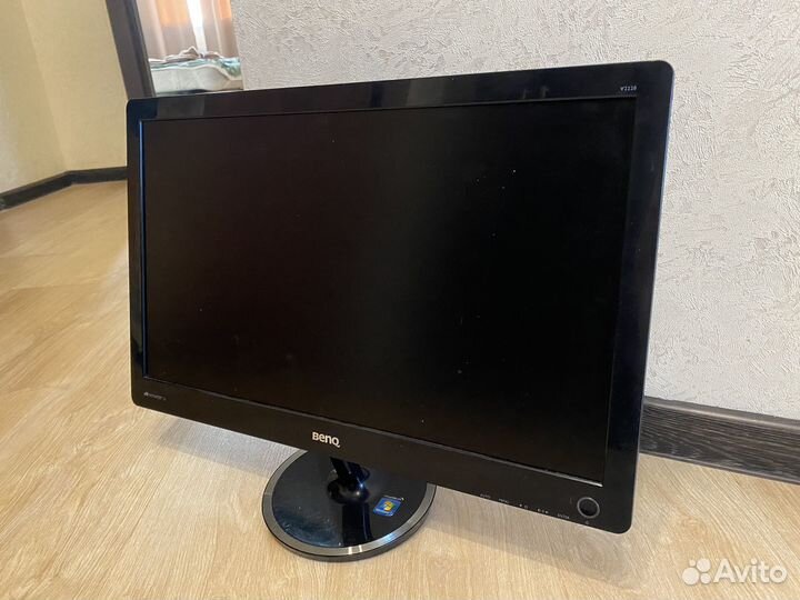 Монитор Benq v2220