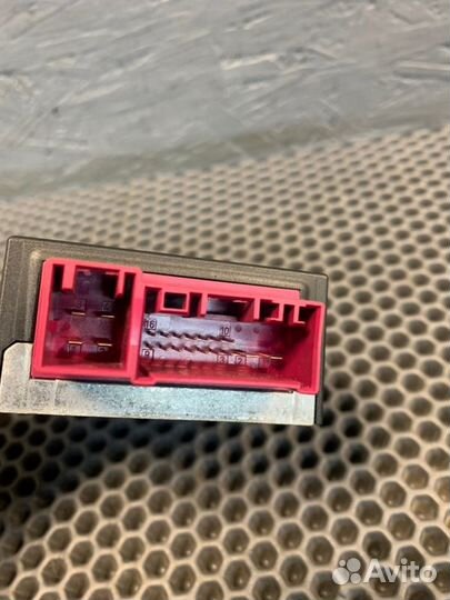 Блок управления топливным насосом Bmw 335 Xi E92