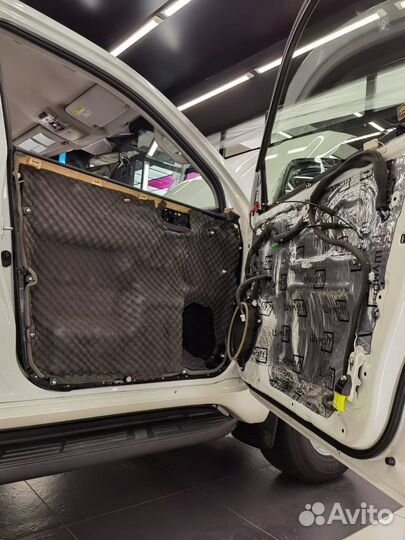 Шумоизоляция комплект на Тойота Прадо