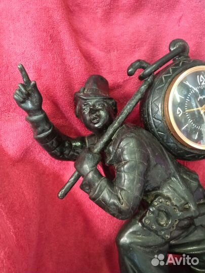 Часы.Касли. Хозяйка горы. Клоун. Подсвечник