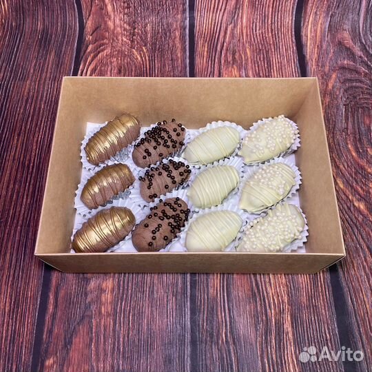 Финики Королевские с жареным фундуком в шоколаде