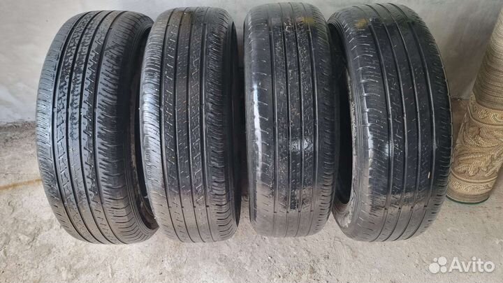 Dunlop Grandtrek ST30 255/65 R17