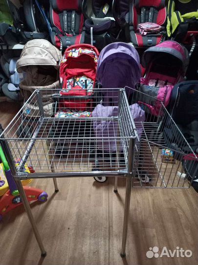 Стойка для различных вещей