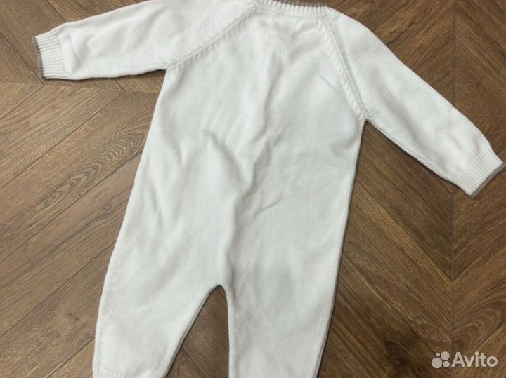 Комбинезон вязанный для новорожденных