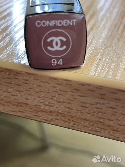 Помада Chanel rouge coco shine 94