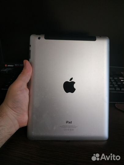 Pad (4-го поколения, Wi-Fi + Cellular, MM)