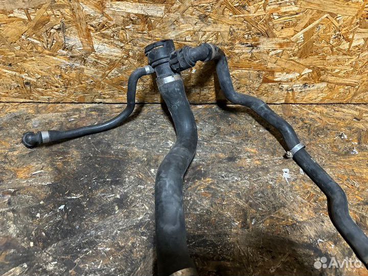 Патрубок системы охлаждения Bmw 3-Series E90 2.0D