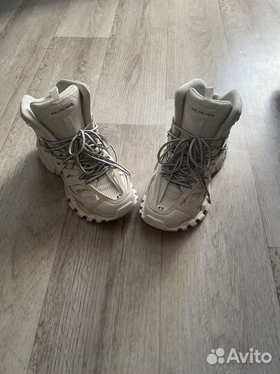 Balenciaga track 1 high