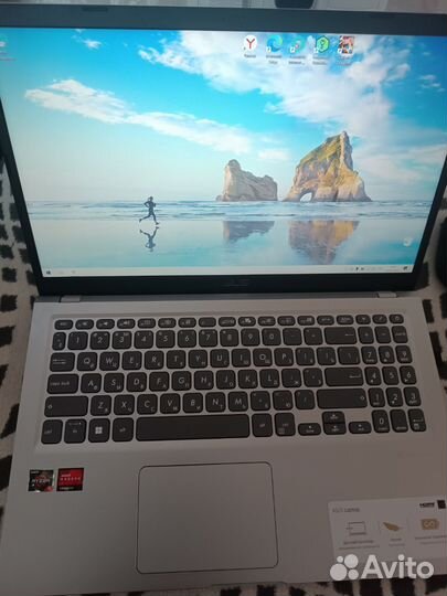 Ноутбук новый