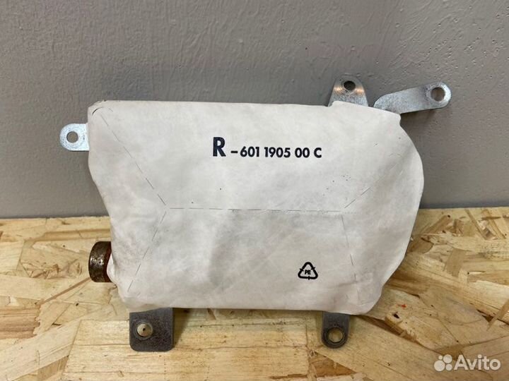 Подушка безопасности правая Bmw 5 E60