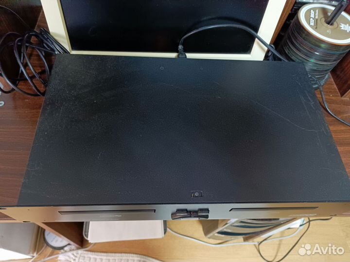 Профессиональный CD/mp3 проигрыватель numark mp302