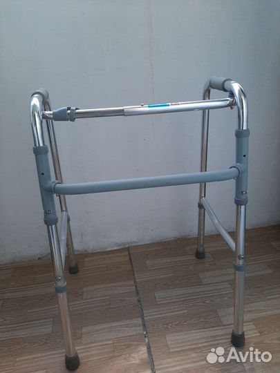 Ходунки для взрослых