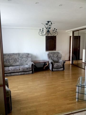 3-к. квартира, 70 м², 5/10 эт.