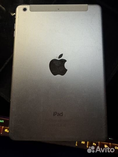 Планшет apple iPad mini 2