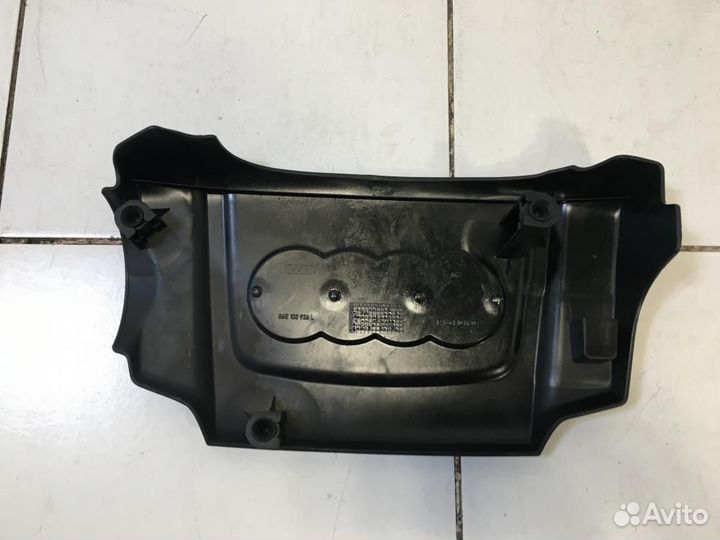 Накладка декоративная Audi A6 C7 4G5