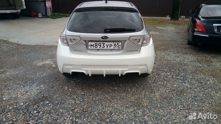 Продам задний бампер