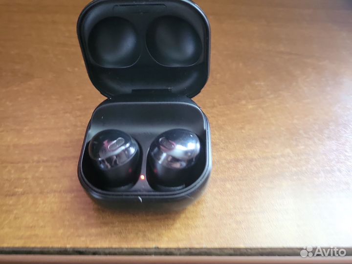 Samsung galaxy bads pro