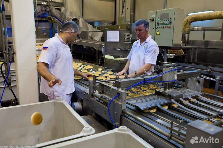 Упаковщик булочек Вахта питание проживание