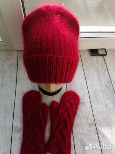 Шапка из пуха норки и варежки