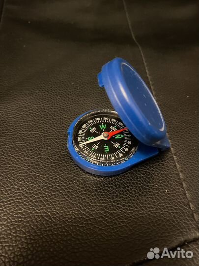 Компас с зеркалом
