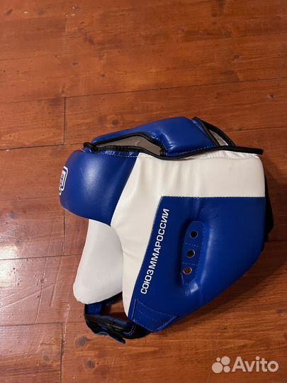 Боксерский шлем