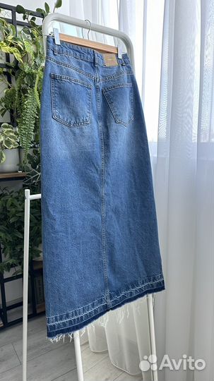 Джинсовая юбка миди