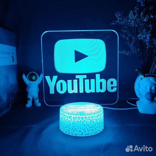 Светильник YouTube 3D