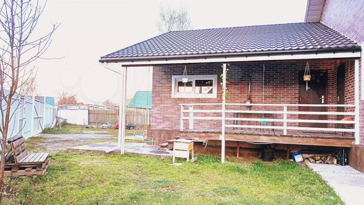 Дом 163 м² на участке 13 сот.