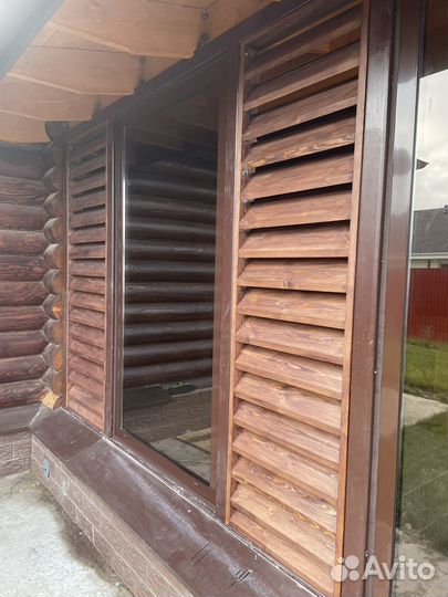 Жалюзи горизонтальные деревянные