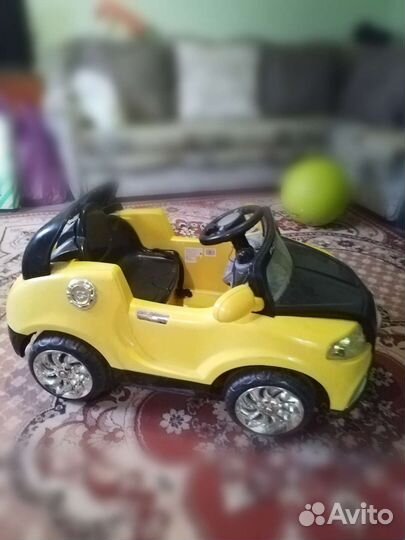 Детский электромобиль bugatti
