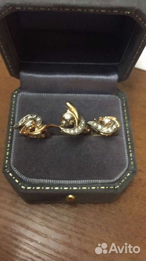 Золотой комплект с бриллиантами 585 проба
