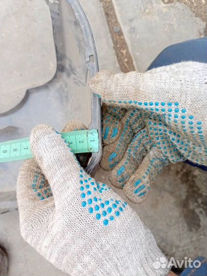 Бампер задний Toyota HiAce