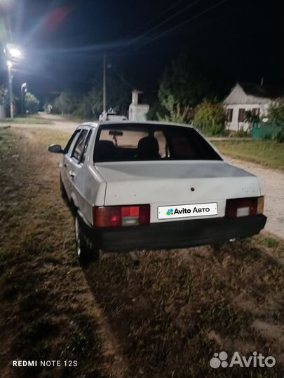 ВАЗ 21099 1.5 МТ, 1995, 240 000 км