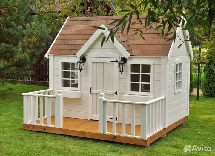 Детский игровой домик из дерева 