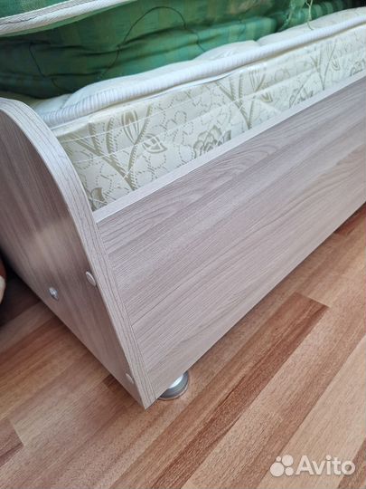 Кровать полуторка с матрасом бу