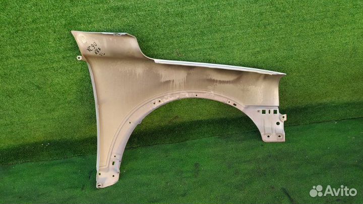 Крыло переднее левое Volvo Xc90 B5254T2 2004