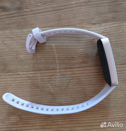 Фитнес браслет Huawei band 8