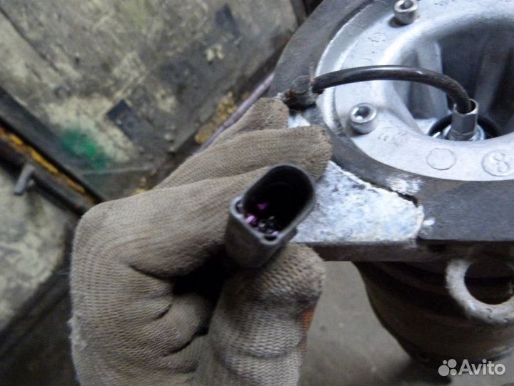 Амортизатор задний левый Audi A8 4E 2002-2010 (пне