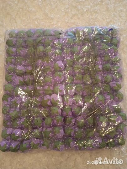 Розочки из фоамирана на проволоке с фатином