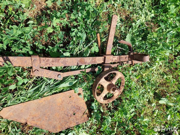 Конный плуг