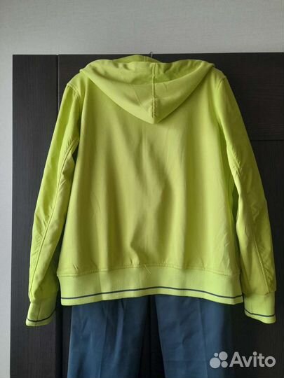 Спортивный костюм