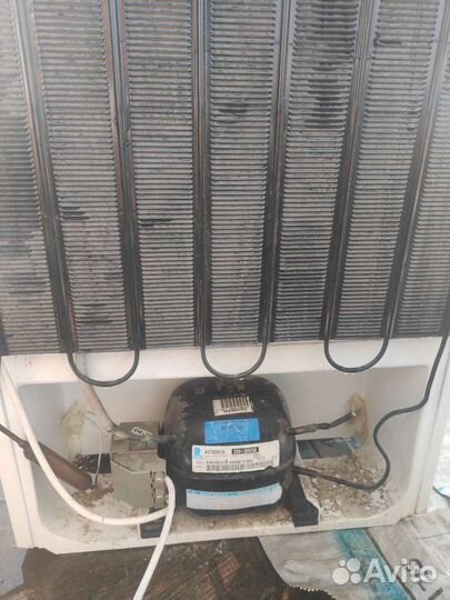 Минихолодильник с морозильной камерой