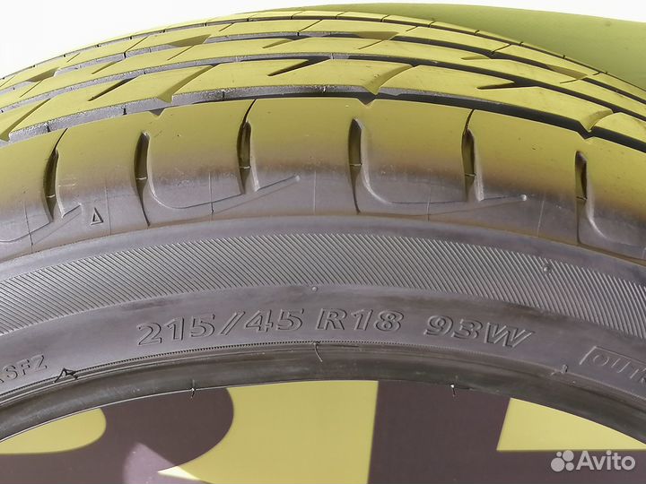 Bridgestone Playz PZ-1 215/45 R18