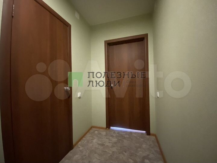 1-к. квартира, 42,2 м², 1/3 эт.