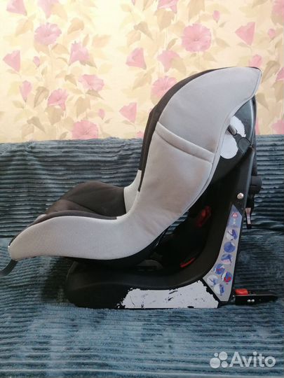 Детское автокресло chicco universal 9-18кг isofix