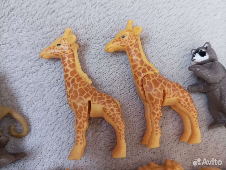 Игрушки от киндера пакетом 41 штука