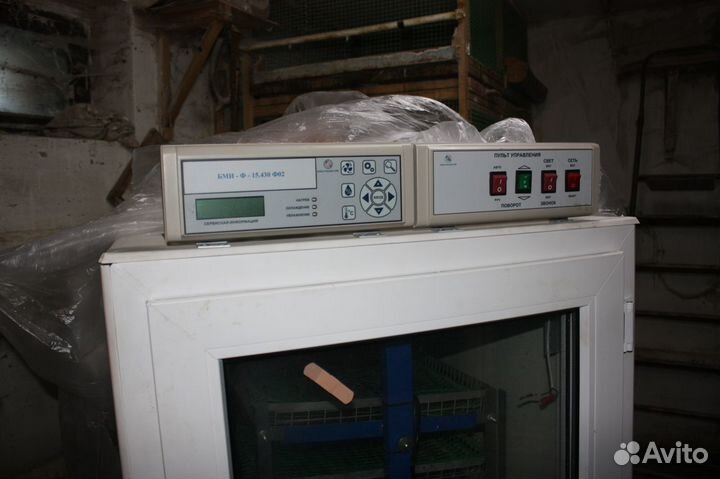 Инкубатор для яиц автоматический