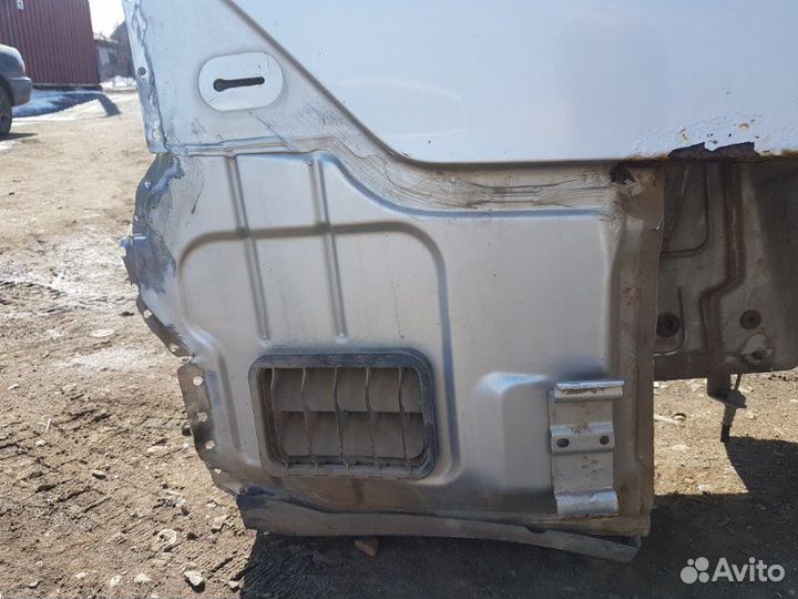 Крыло заднее правое Mercedes-Benz C-Class W203