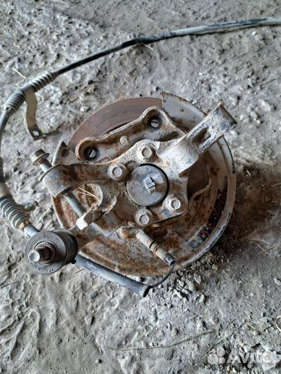 Цапфа задняя в сборе Chevrolet Lacetti