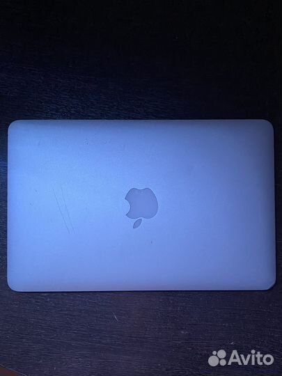 Apple MacBook Air 11, 2010